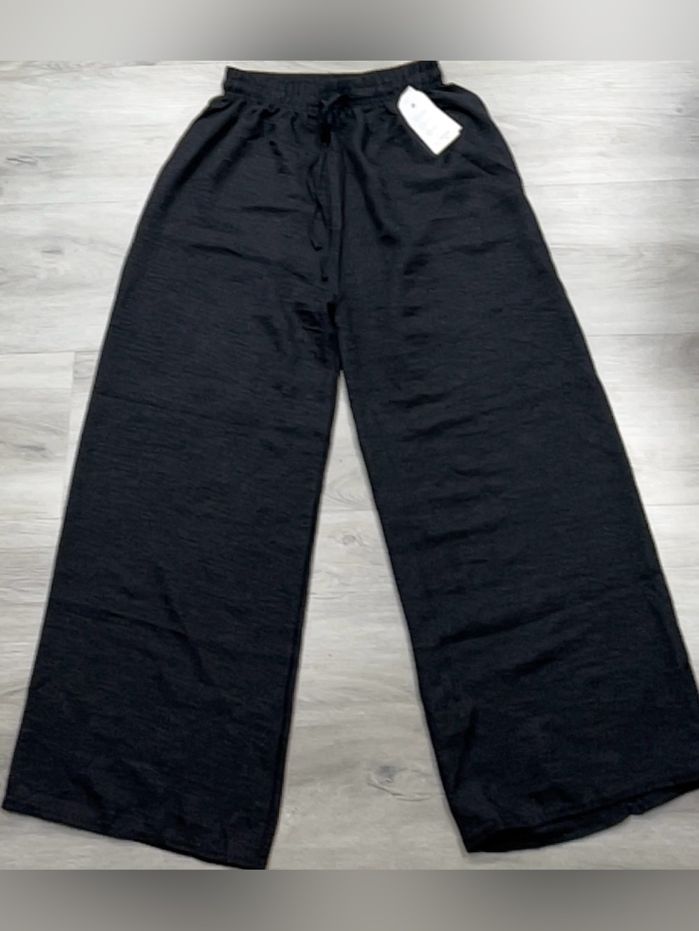 NWT Lorand-Us Black Wide Leg Pants Women’s Size Medium Soft Touch Drawstring